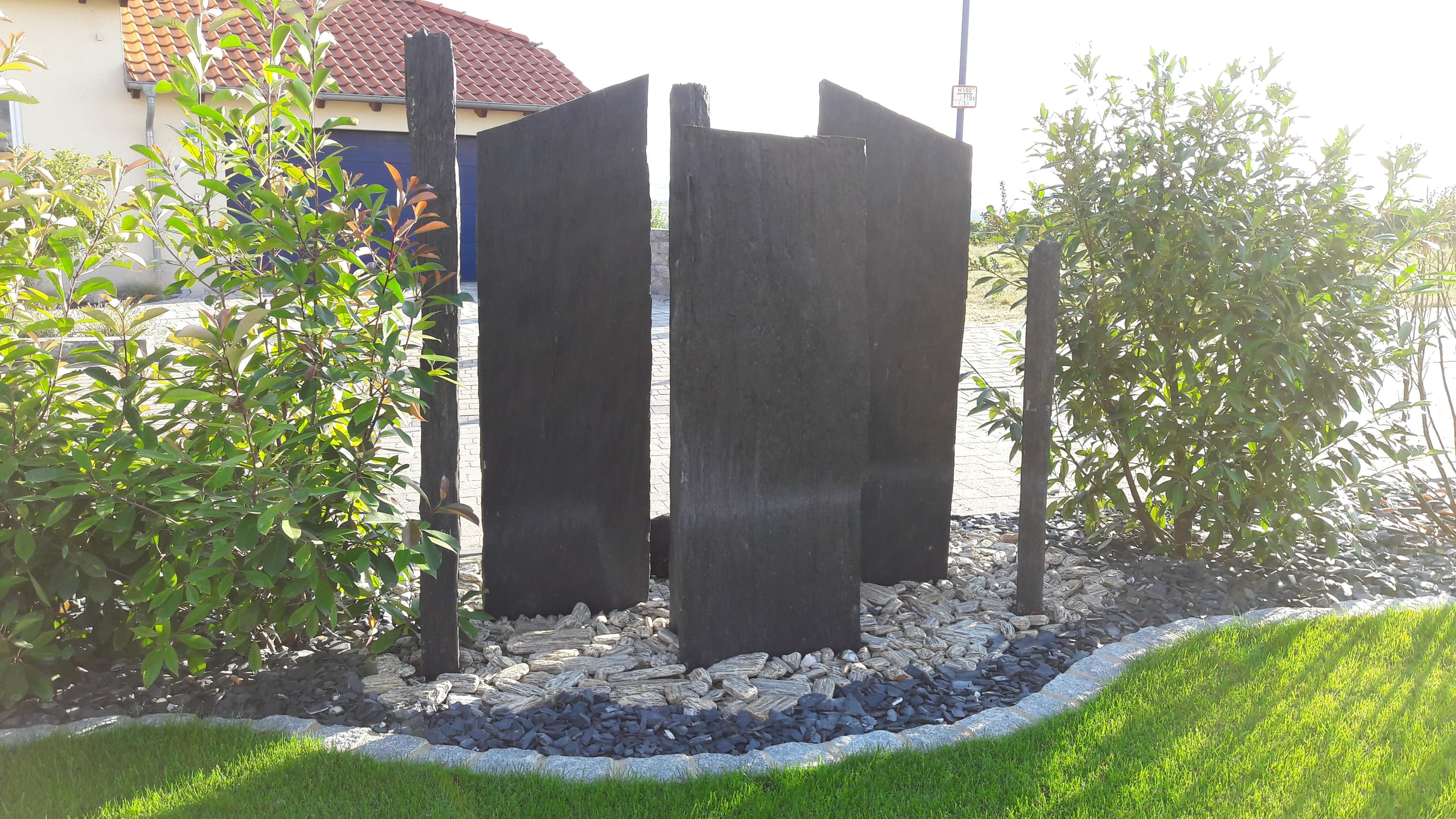 Schiefer Mauerstein